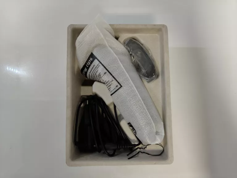 CUDOWNY PIERŚCIONEK 1,59G 333