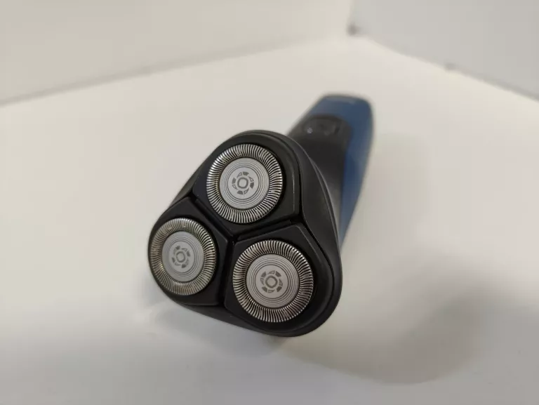 CUDOWNY PIERŚCIONEK 1,59G 333