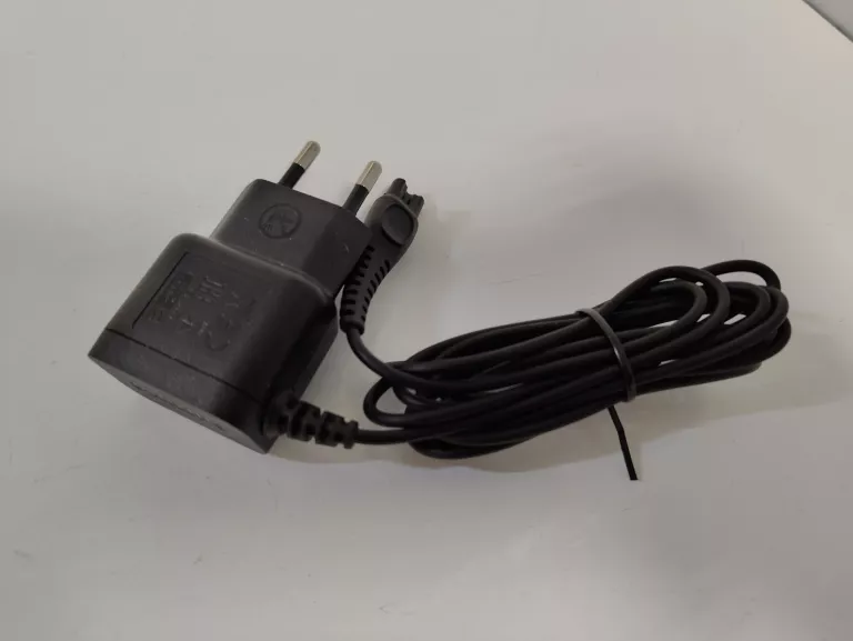 CUDOWNY PIERŚCIONEK 1,59G 333