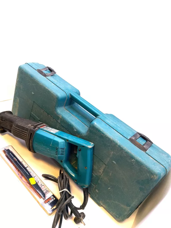 PIŁA SZABLASTA MAKITA JR3000VT W WALIZCE