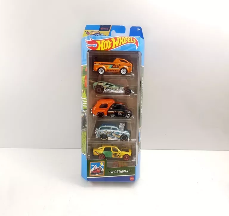 SAMOCHODZIKI  HOT WHEELS 5 PACK