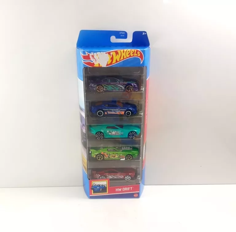 SAMOCHODZIKI  HOT WHEELS 5 PACK