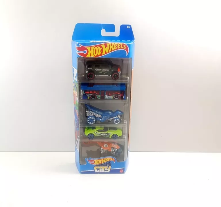 SAMOCHODZIKI  HOT WHEELS 5 PACK