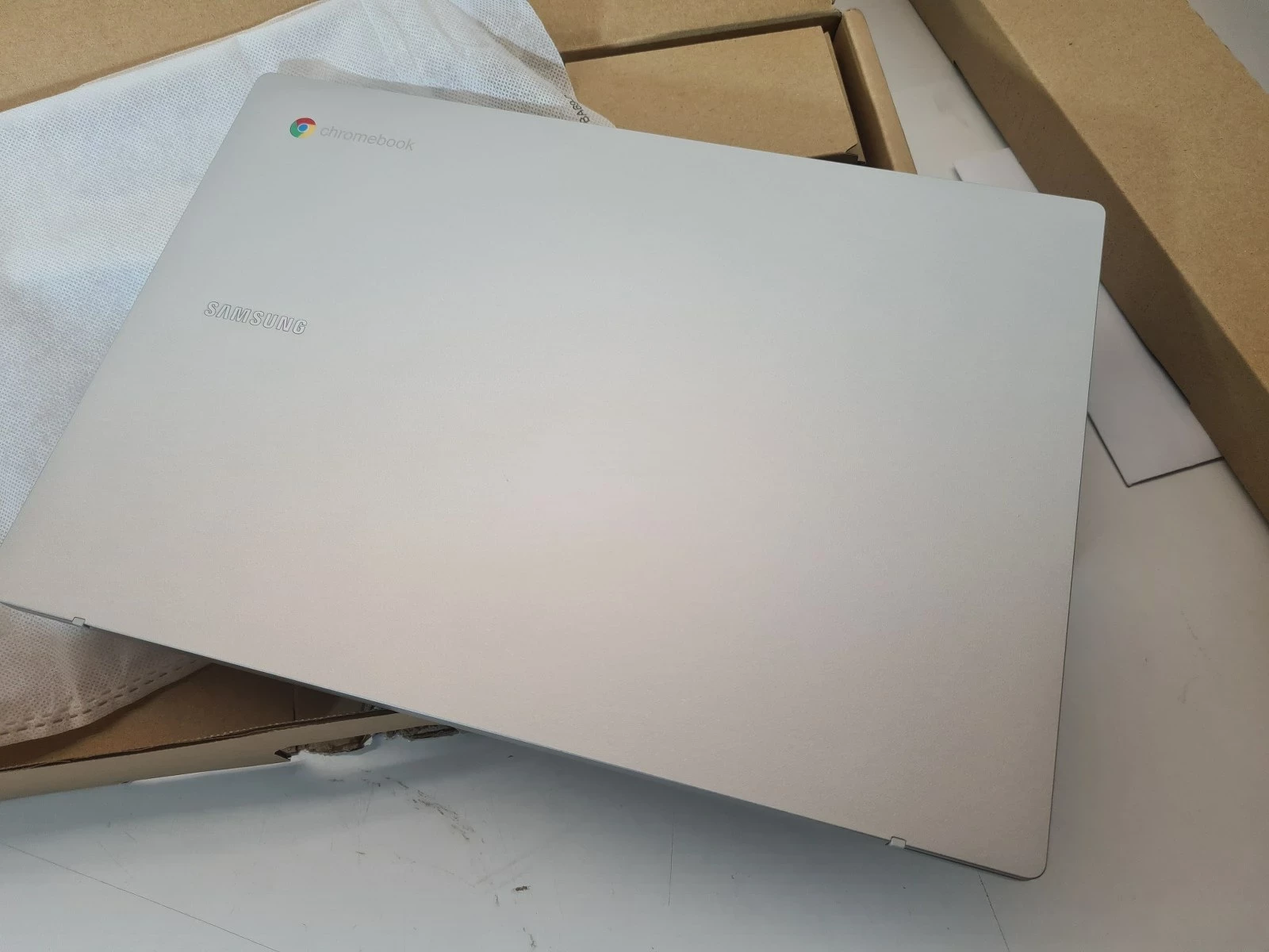 laptop-samsung-chromebook-go-14-345xda-ka1-przekatna-ekranu-141
