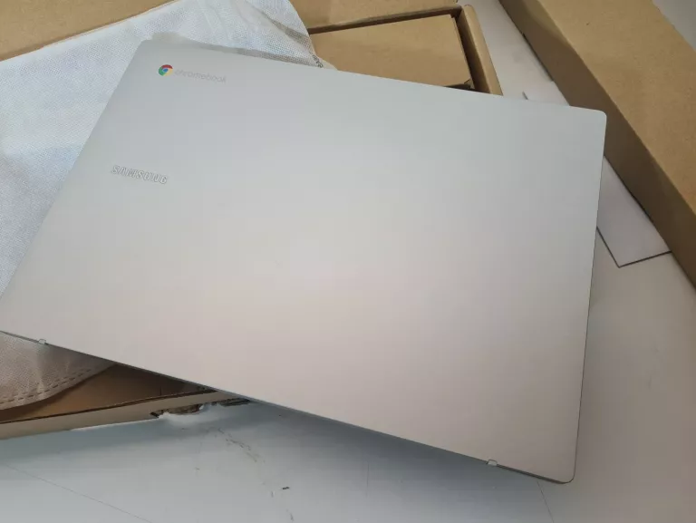 laptop-samsung-chromebook-go-14-345xda-ka1-przekatna-ekranu-141
