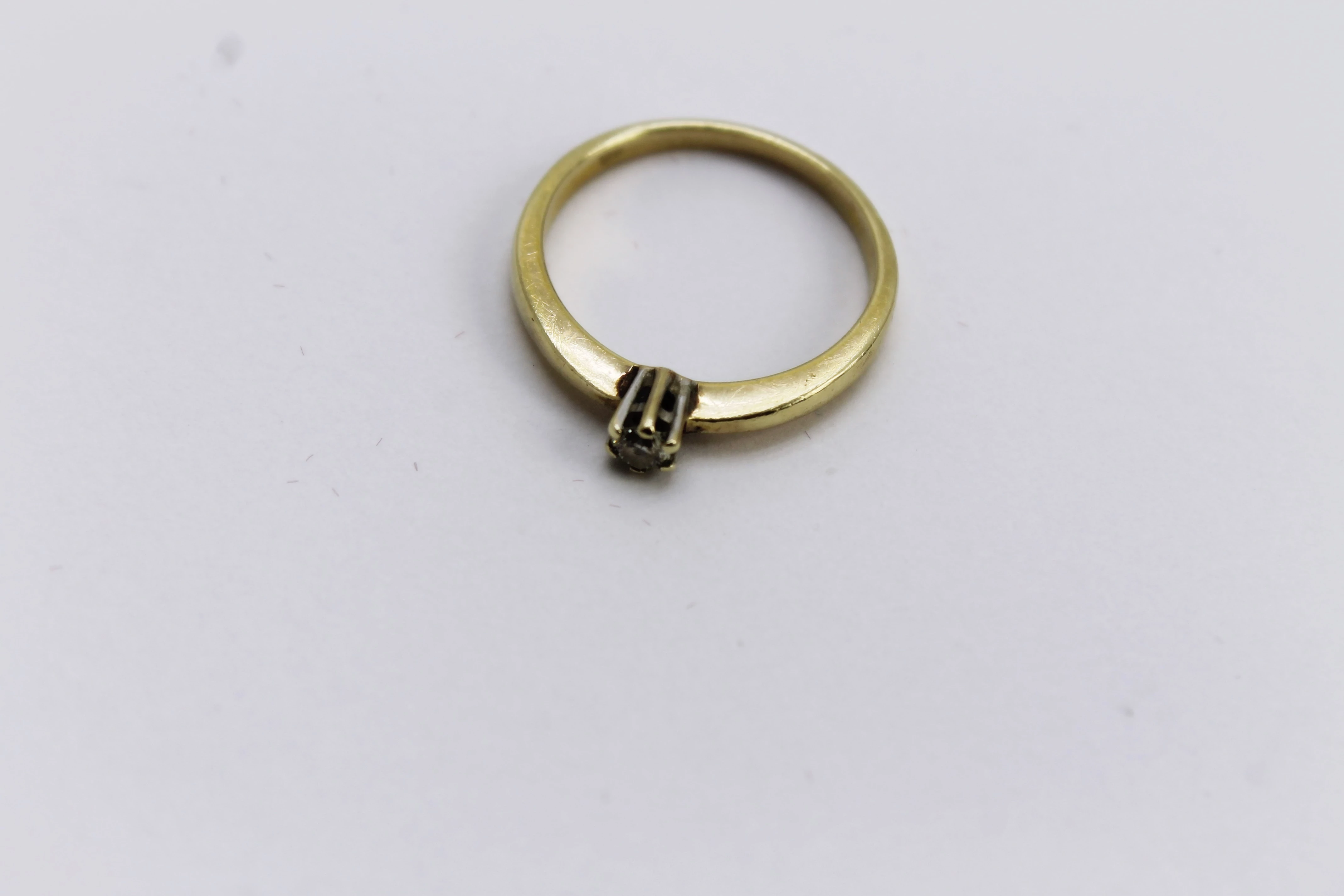 zloty-pierscionek-z-brylantem-375181grrozm12-certyfikat-kolor-dominujacy-205826-225106