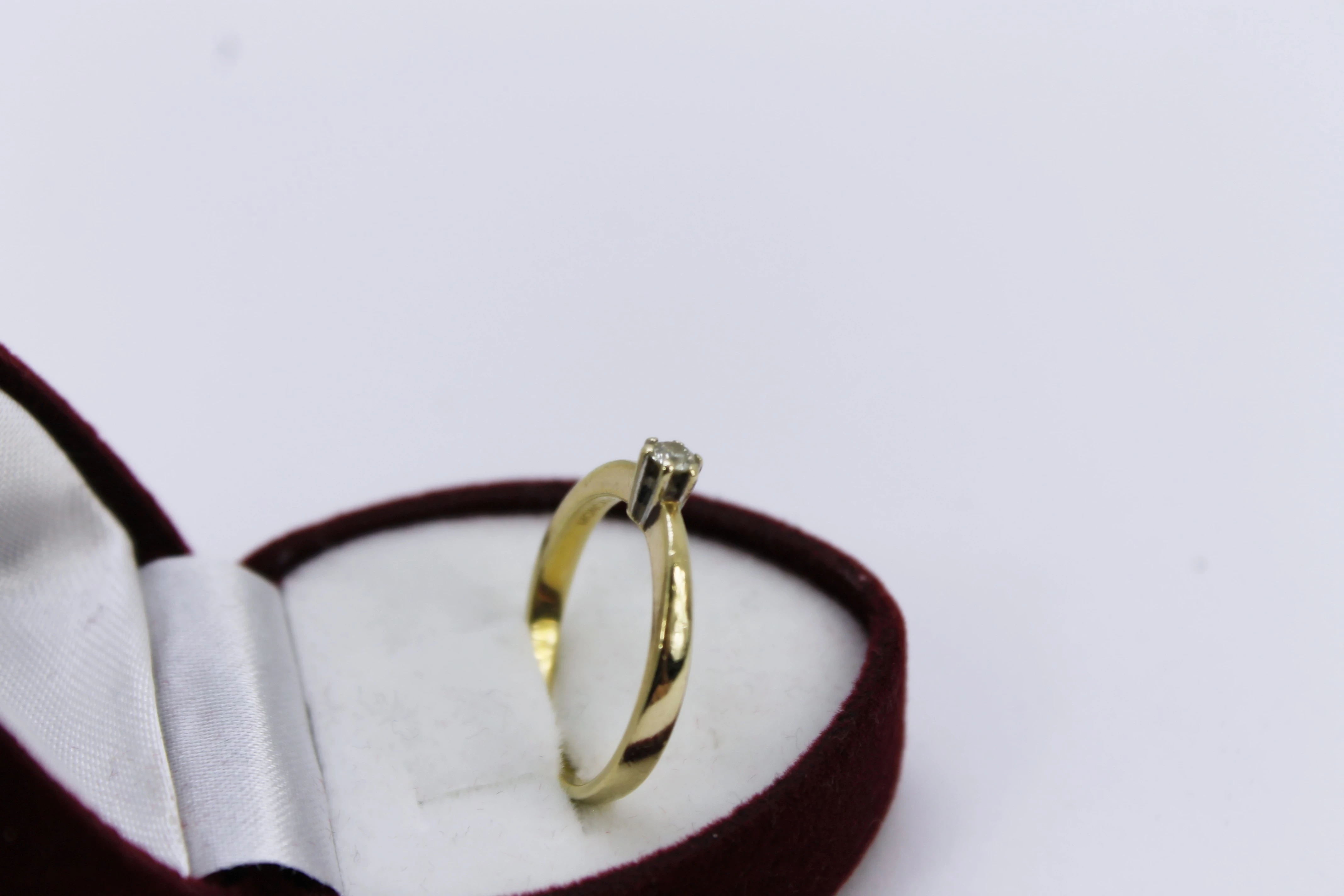 zloty-pierscionek-z-brylantem-375181grrozm12-certyfikat-kamien-17088-8