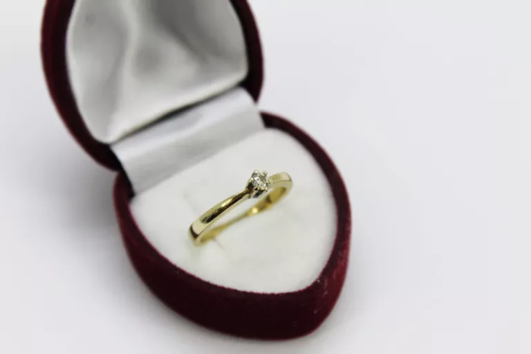 zloty-pierscionek-z-brylantem-375181grrozm12-certyfikat-stan-11323-2