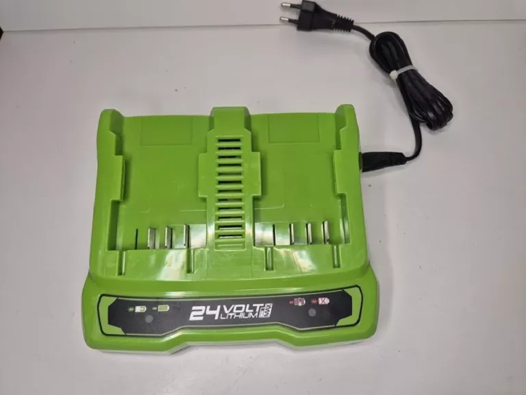 ladowarka-dual-greenworks-24v-cag819-g24x2uc4-podwojna-sliczna-54-sj-wroclaw