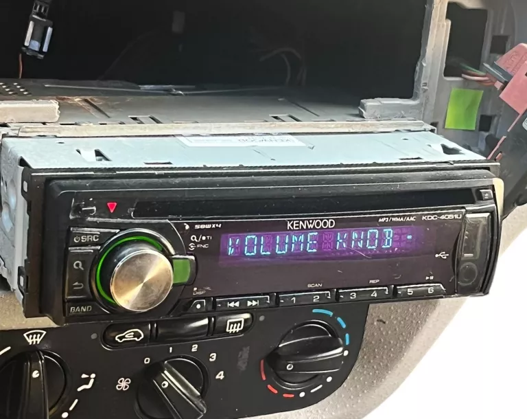 RADIO SAMOCHODOWE KENWOOD KDC-4051U
