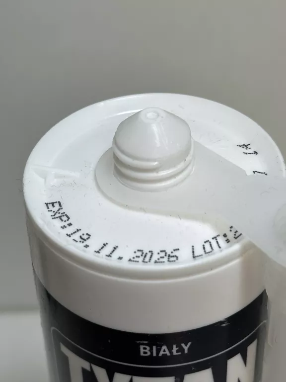 tytan-professional-akryl-do-fasad-280-ml-bialy-wartookazja-stan-11323-2