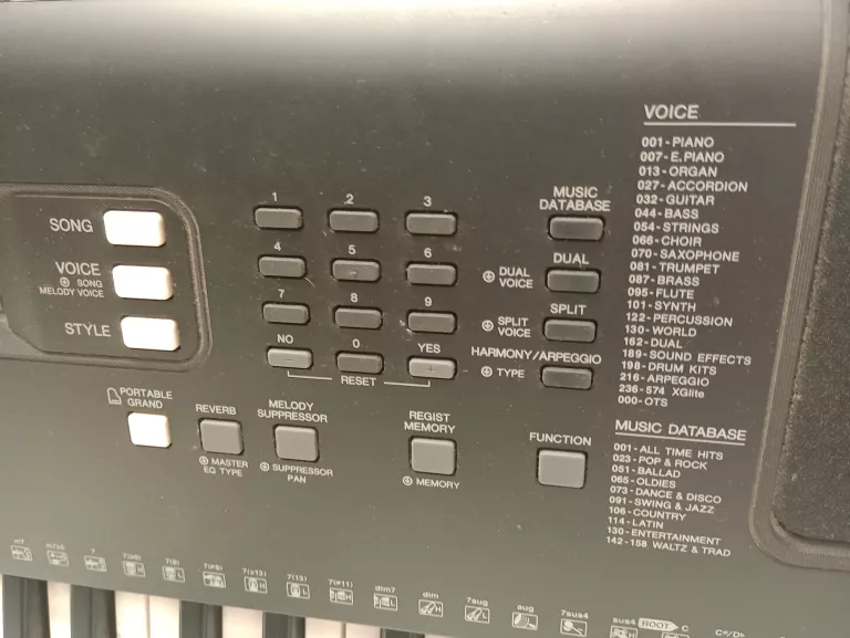 KEYBOARD YAMAHA PSR E363