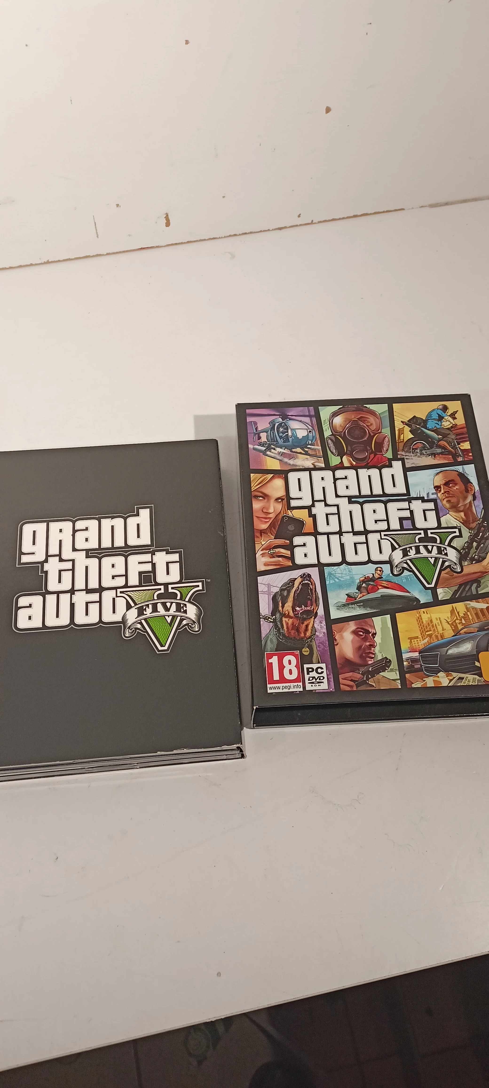 zestaw-gier-na-pc-rodzaj-wydania-215682-284517