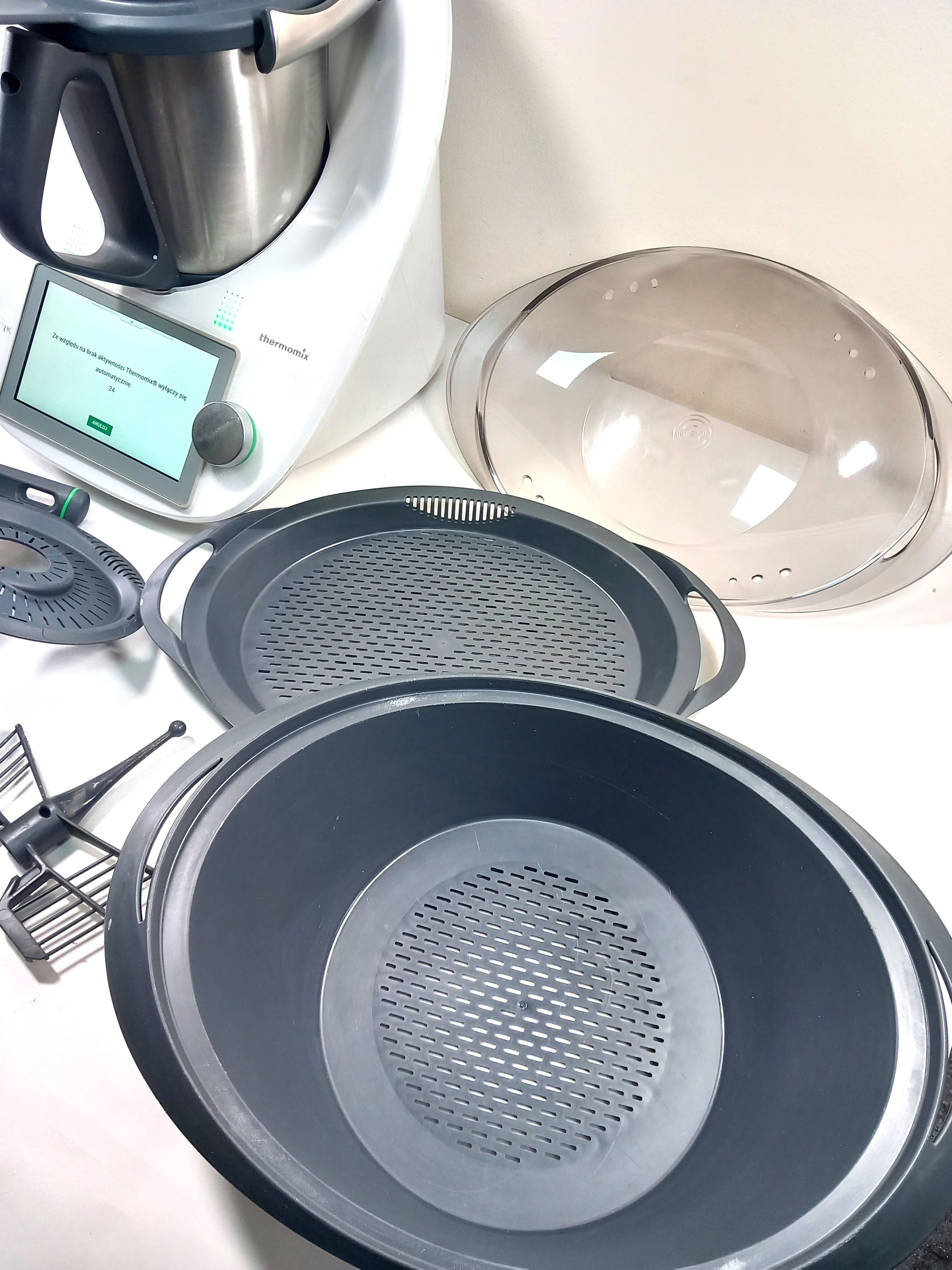 niezastapiony-robot-thermomix-tm6-akcesoria-stan-11323-2