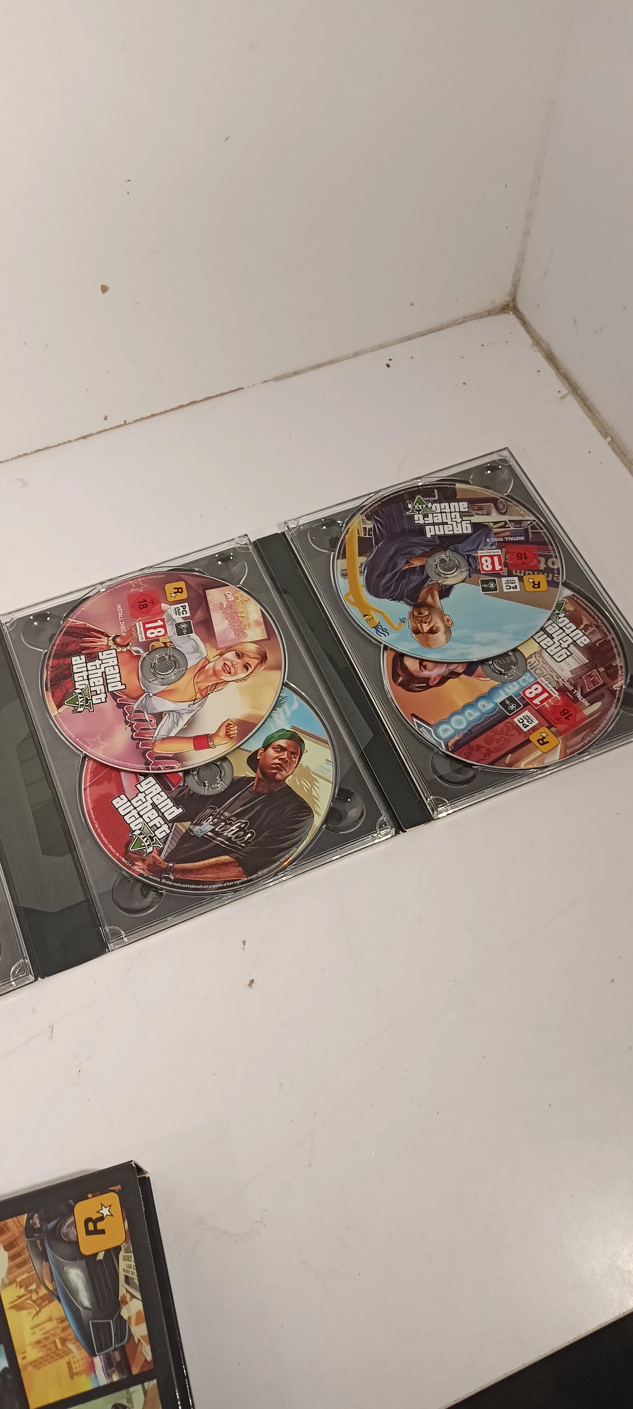 zestaw-gier-na-pc-producent-248914-2001468