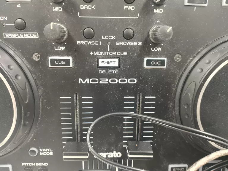 mikser-dj-denon-mc2000-kontroler-audio-komplet-kod-producenta-mc2000