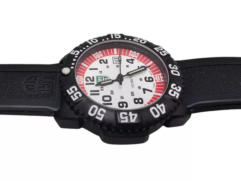 zegarek-luminox-series-2050-funkcje-220-8
