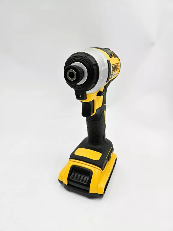 ZAKRĘTARKA UDAROWA DEWALT DCF787 + AKU 2.0 AH 18V