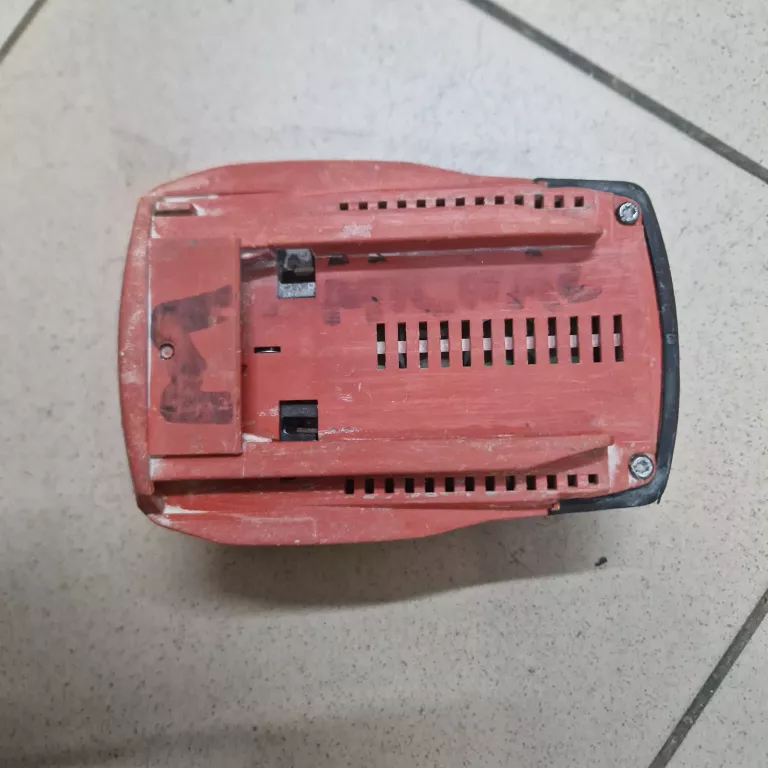 AKUMULATOR LI-ION HILTI B22/3.3 21,6V 3,3AH
