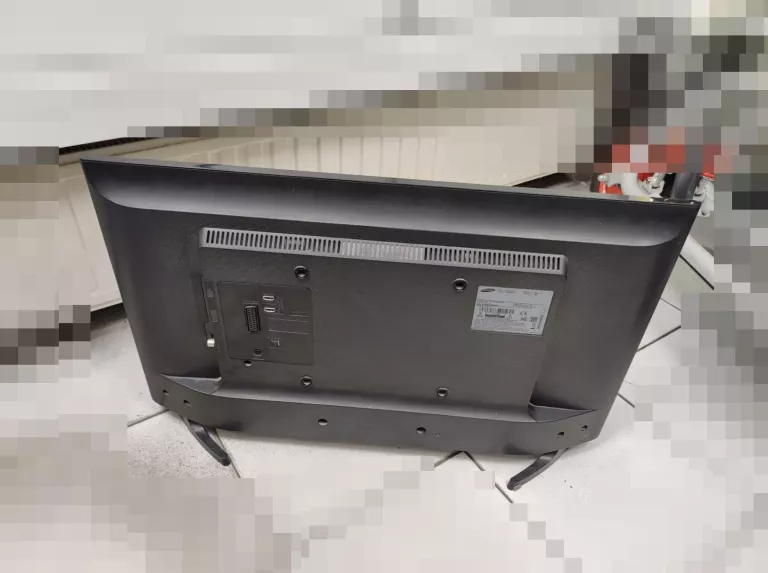 TV SAMSUNG UE32J4000AW + PILOT