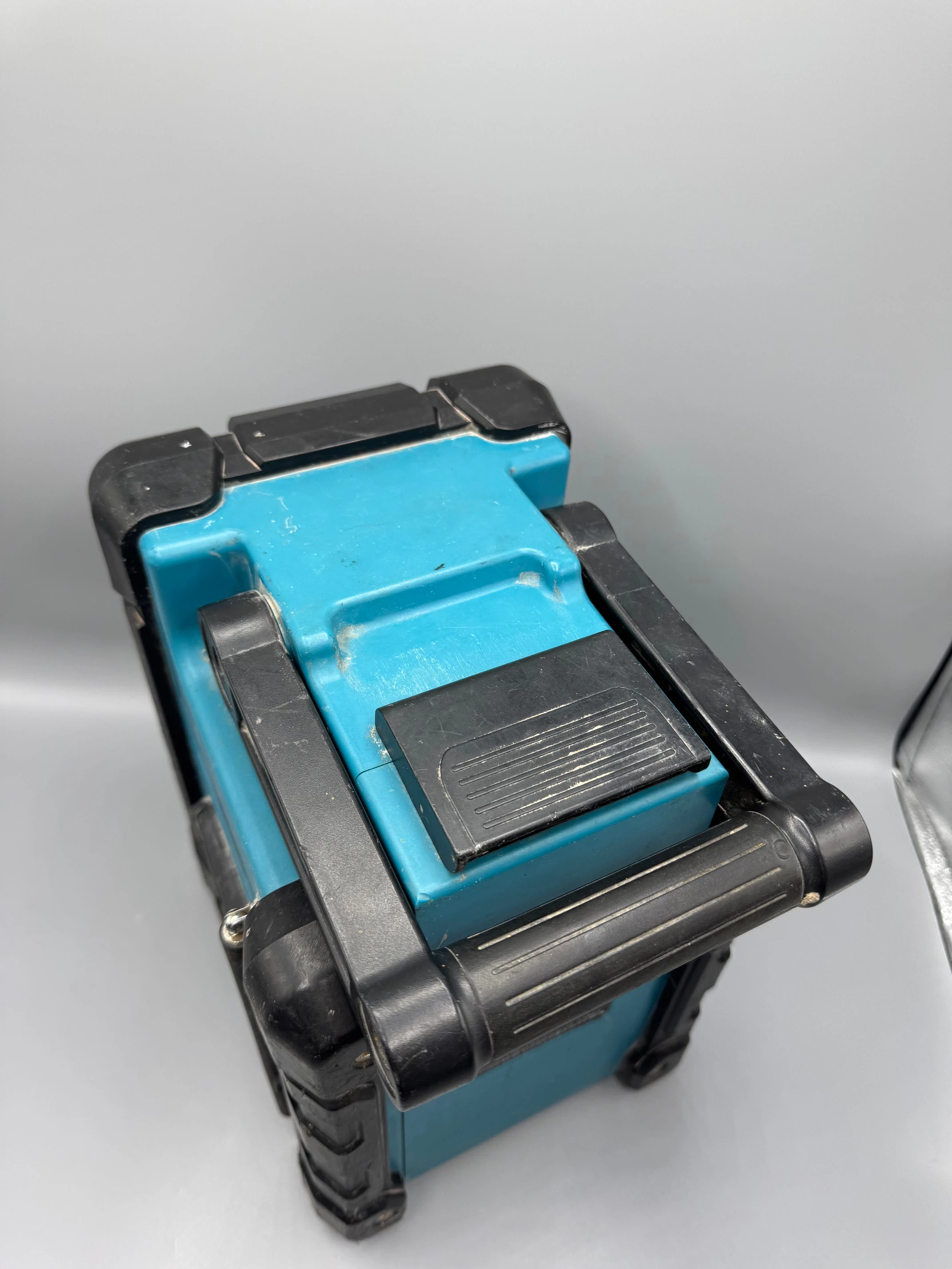 radio-budowlane-dedra-ded7006bt-bluetooth-usb-aux-dabfm-zasilacz-komunikacja-205241-1