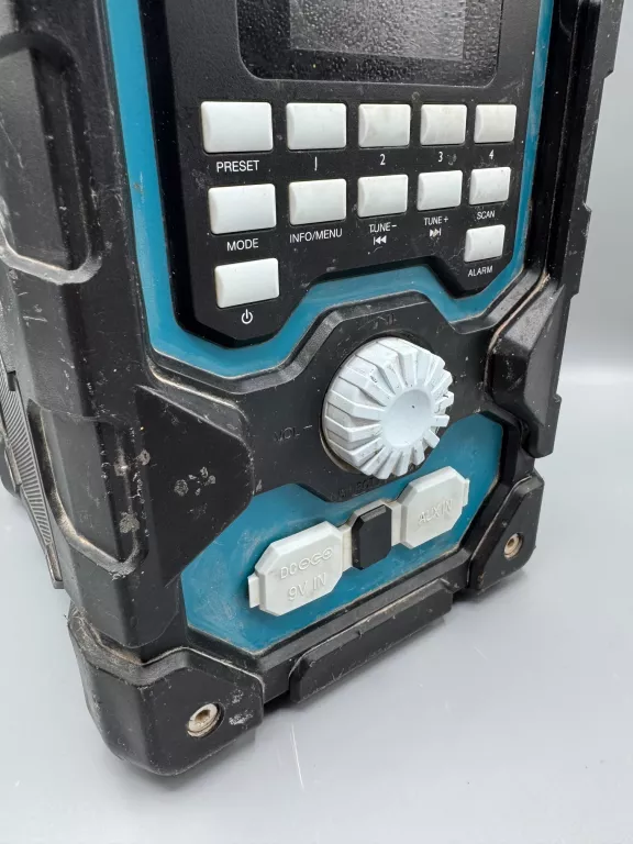 radio-budowlane-dedra-ded7006bt-bluetooth-usb-aux-dabfm-zasilacz-stan-11323-2