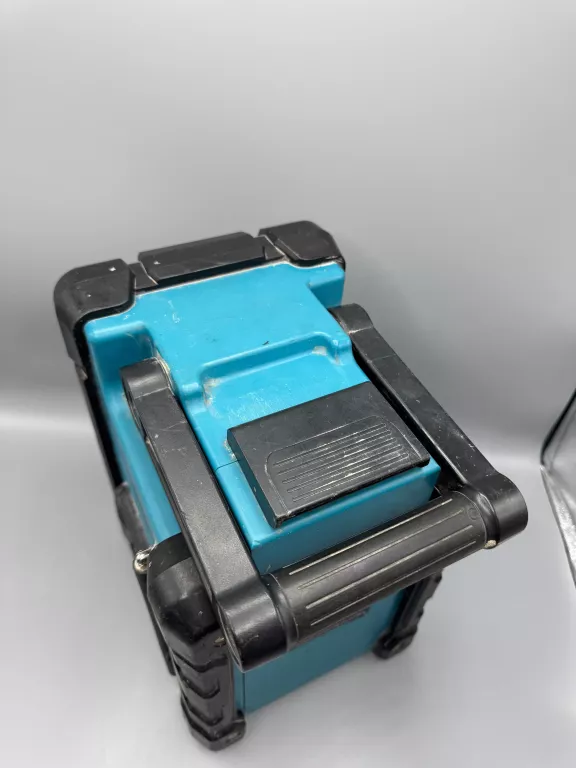 radio-budowlane-dedra-ded7006bt-bluetooth-usb-aux-dabfm-zasilacz-komunikacja-205241-1