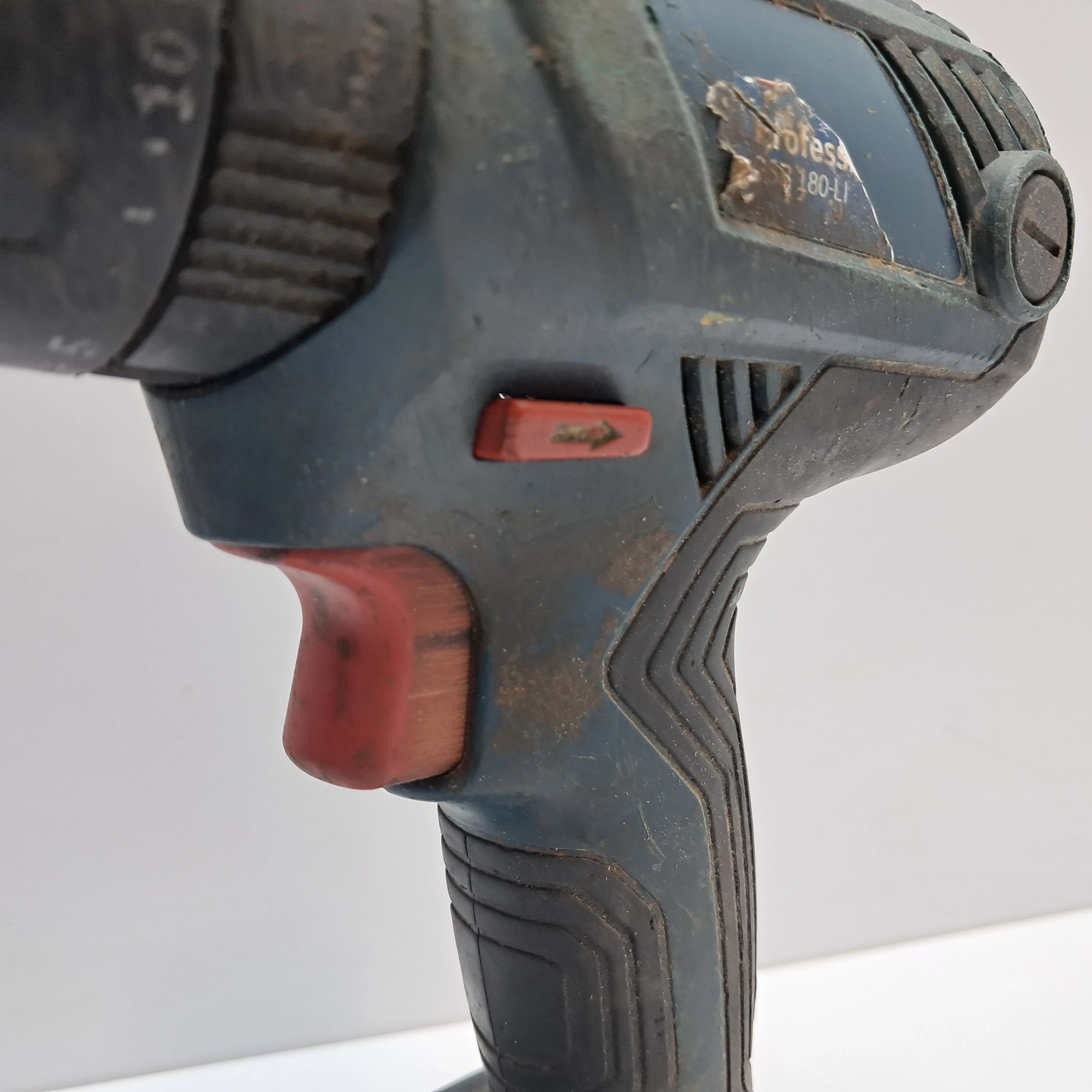 wkretarka-bosch-gsb-180-li-rodzaj-silnika-204657-221321