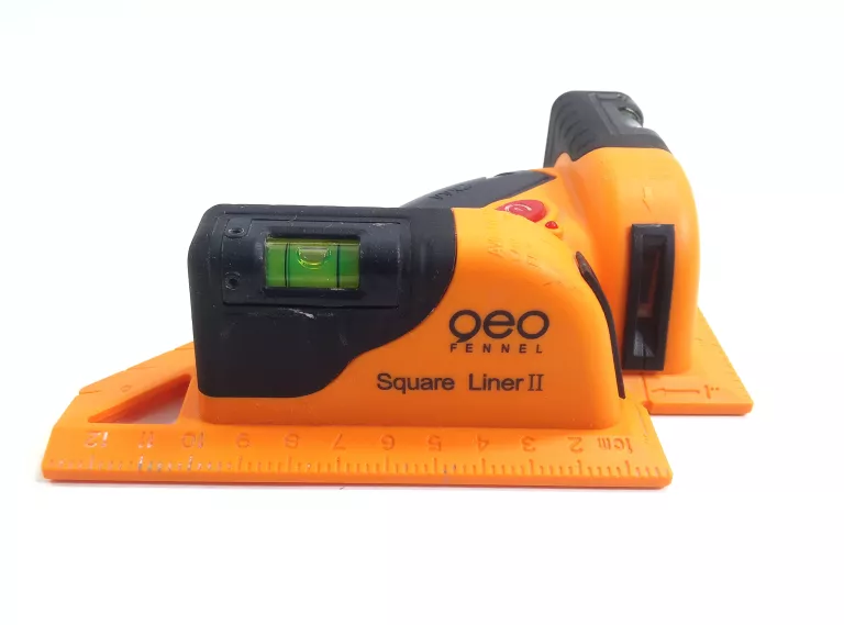 PODŁOGOWY LASER LINIOWY KĄTOWY GEO FENNEL SQUARE LINER II