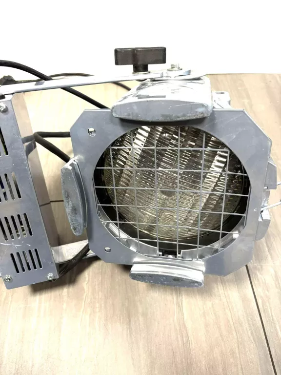 LAMPY ESTRADOWE REFLEKTOR EUROLITE ML-56 CDM 2SZT.