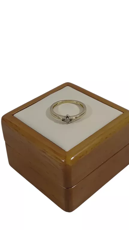 zloty-pierscionek-z-brylantem-002ct-pr585-230g-r15-rozmiarsrednica-wew-mm-372-15