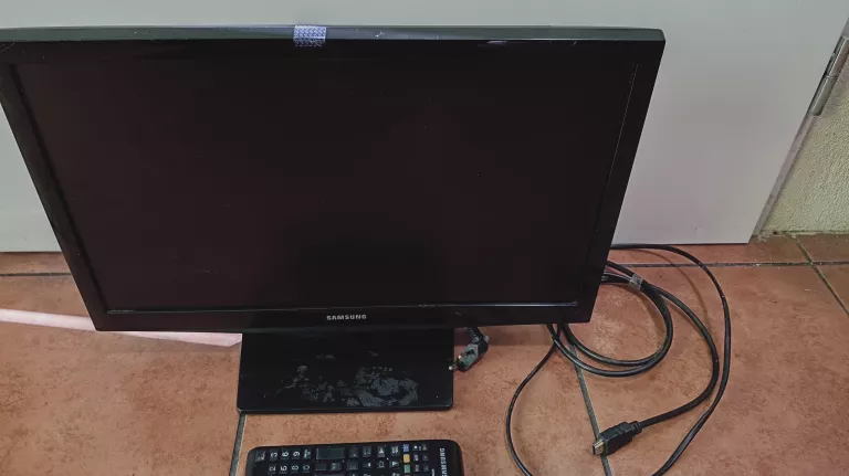 TELEWIZOR SAMSUNG UE19H4000AW