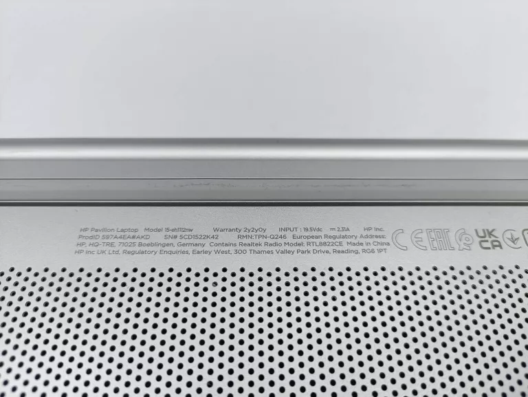 LAPTOP HP PAVILION 15-EH1112NW 15,6 R7 5700U 16GB RAM 1TB SSD TORBA
