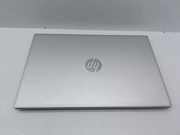 LAPTOP HP PAVILION 15-EH1112NW 15,6 R7 5700U 16GB RAM 1TB SSD TORBA