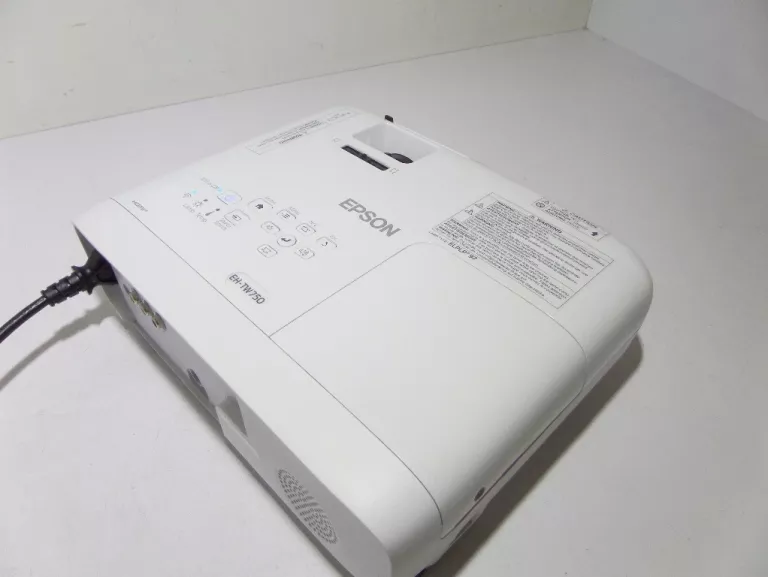 PROJEKTOR EPSON EH-TW750