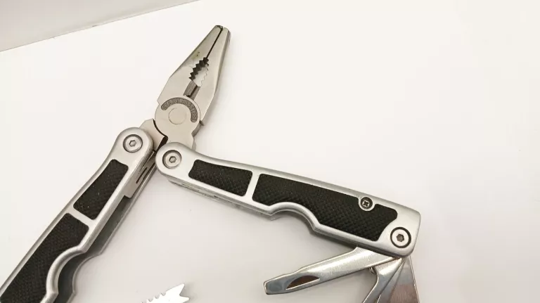 MULTITOOL 10 W 1