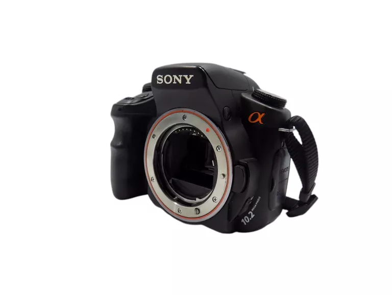 APARAT SONY ALPHA 200 + OBIEKTYW SONY DT 18–70 MM F/3.5–5.6