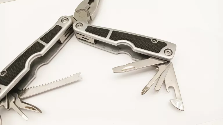 MULTITOOL 10 W 1