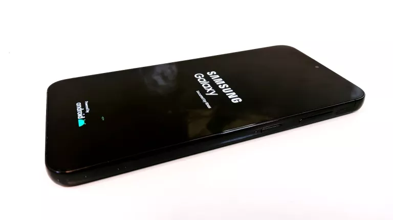 TELEFON SAMSUNG GALAXY S23+ 8/256GB / ABONAMENT PLUS