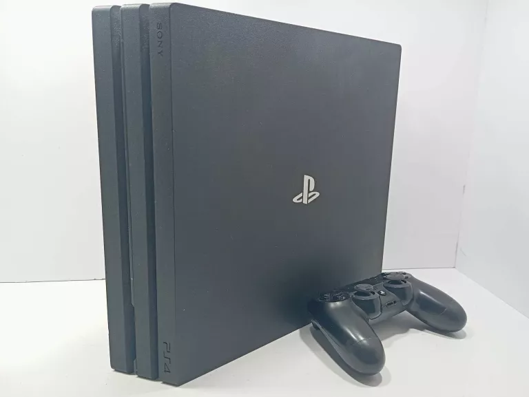 KONSOLA PS4 PRO