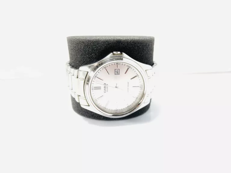 ZEGAREK CASIO 1332