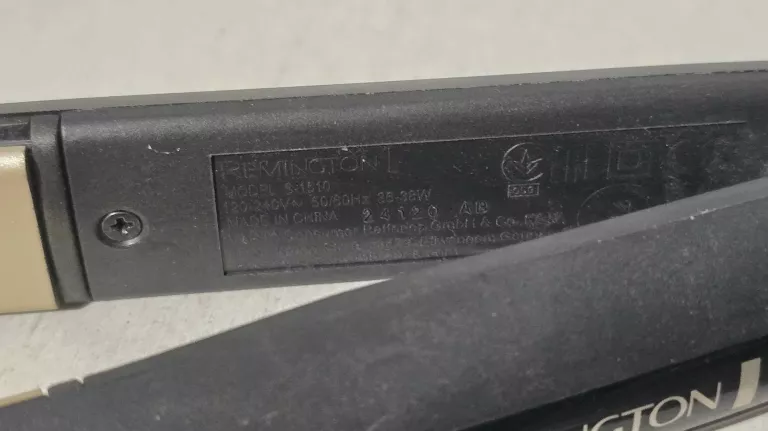 PROSTOWNICA DO WŁOSÓW Z POWŁOKĄ CERAMICZNĄ REMINGTON S1510