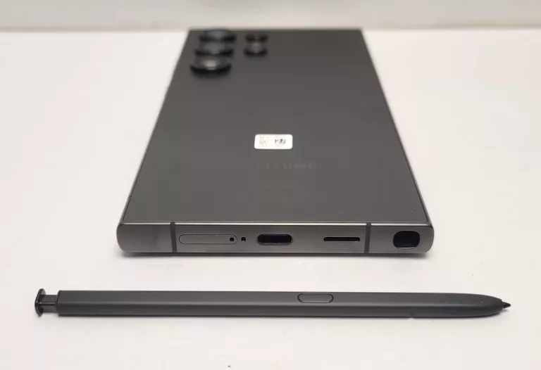 telefon-samsung-galaxy-s24-ultra-12256gb-sm-s928bds-opis-wbudowana-pamiec-202869-214185