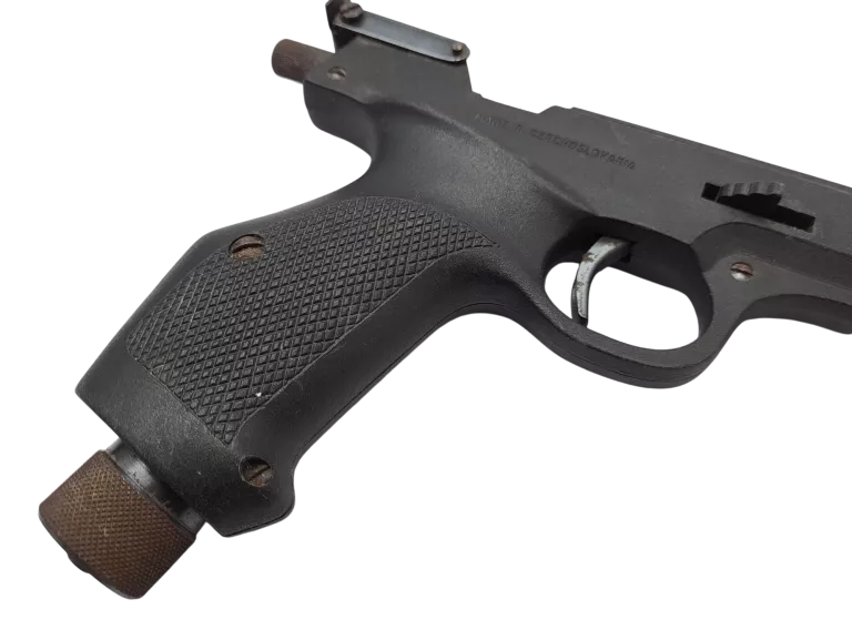 WIATRÓWKA PISTOLET LOV 21 KAL. 4,5MM MADE IN CZECHOSLOVAKIA