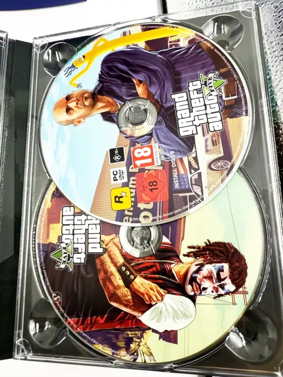 GRAND THEFT AUTO V GTA PREMIEROWE BOX PL PC