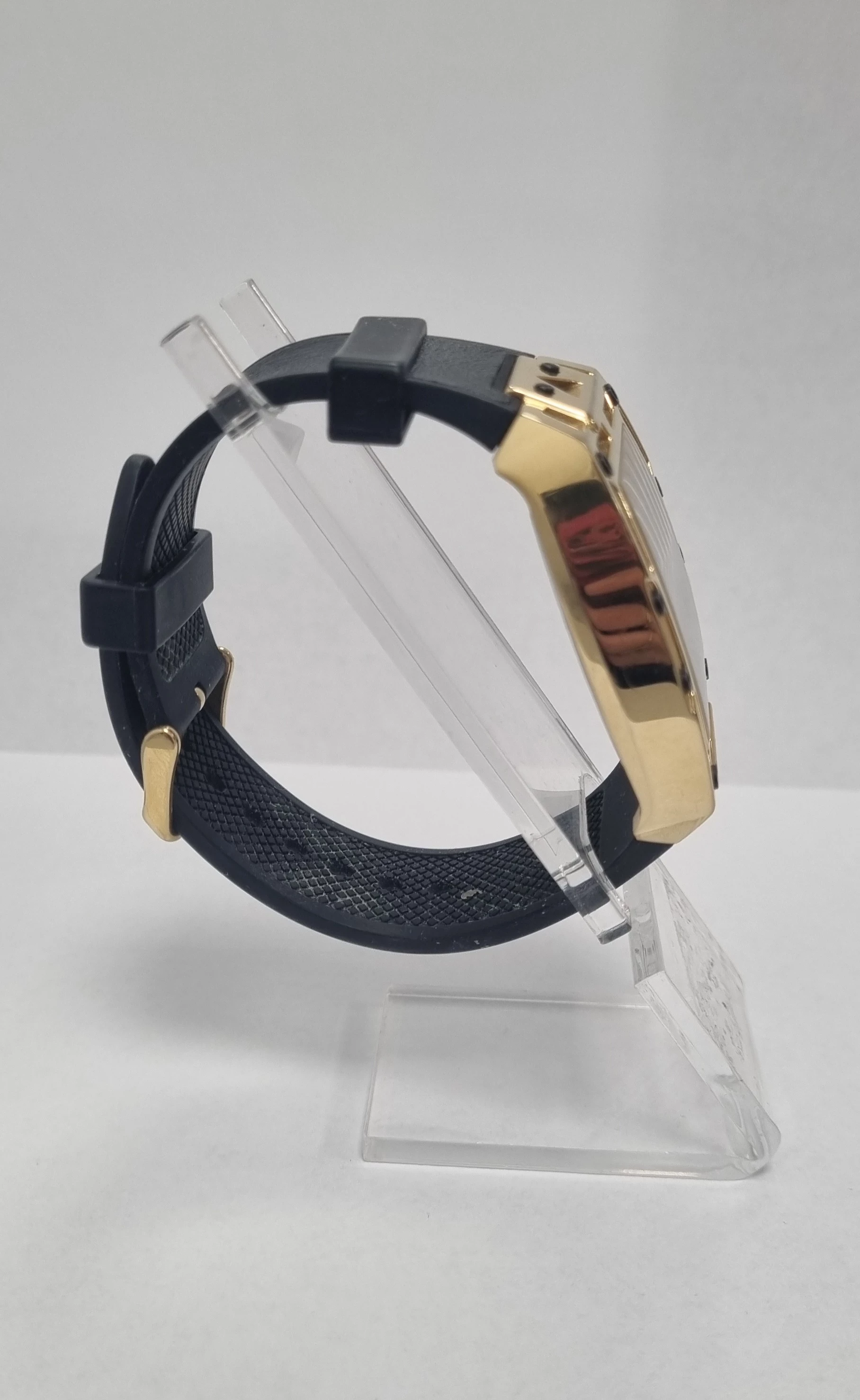 zegarek-guess-gw0500g1-promocja-material-paska-129219-10