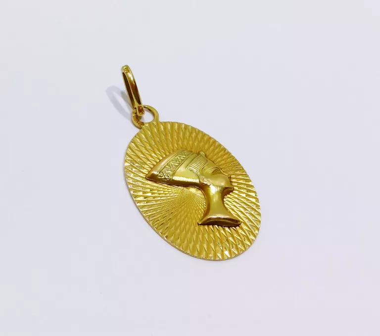 ZŁOTA ZAWIESZKA NEFRETETE/NEFERTITI PR.750