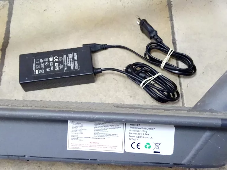 hulajnoga-elektryczna-youfs-f7-75ah-ladowarka-model-r-ev42112