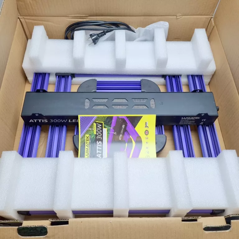 LAMPA LED LUMATEK ATTIS 300