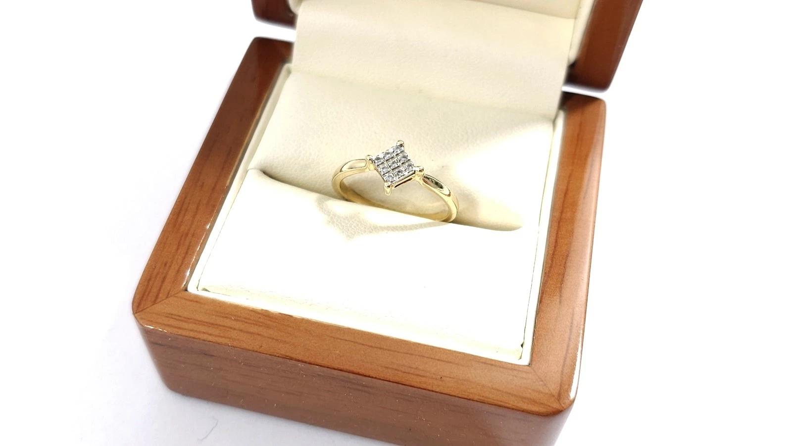 piekny-zloty-pierscionek-p585r10170g-kosciuszki-23b-malbork